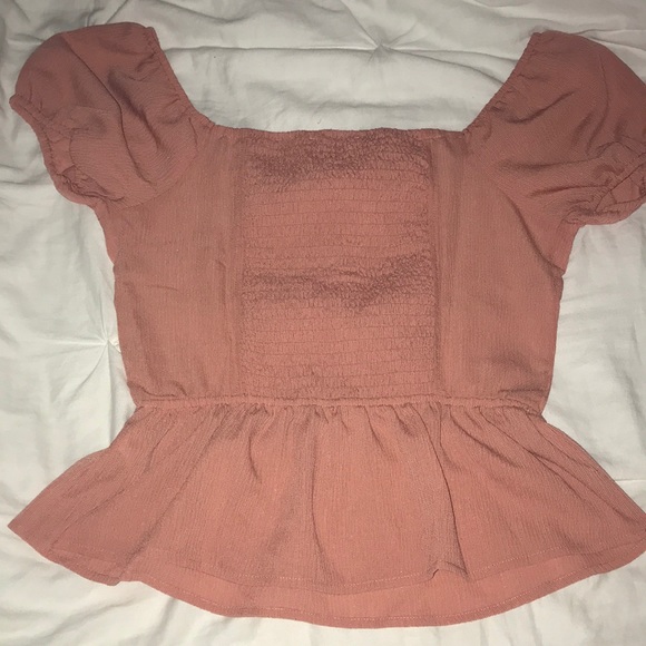 NWT mauve/peachy pink peplum button top - Picture 2 of 4
